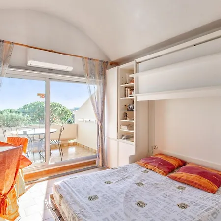 Apartment Vue Mer: Retreat With Pool *